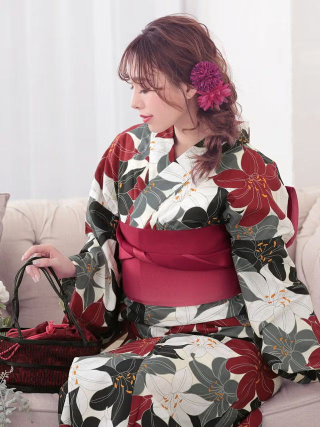 ≪会場スグ≫【販売】凛美な百合・艶やかモダン浴衣フルセット（浴衣・平帯・下駄）
